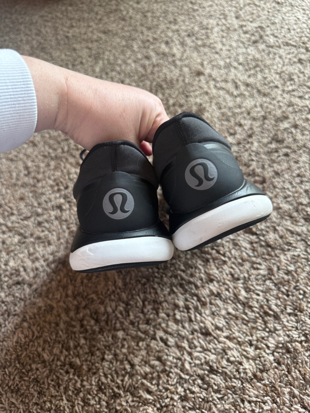 Lululemon running shoes - Picture 3 of 5